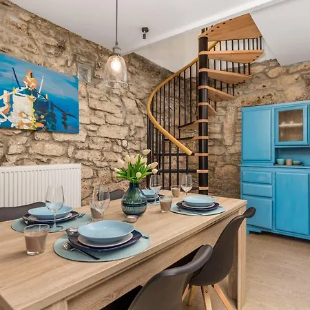Rural Stankolina Opatija Holiday home *