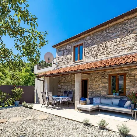 Rural Stankolina Opatija Holiday home *